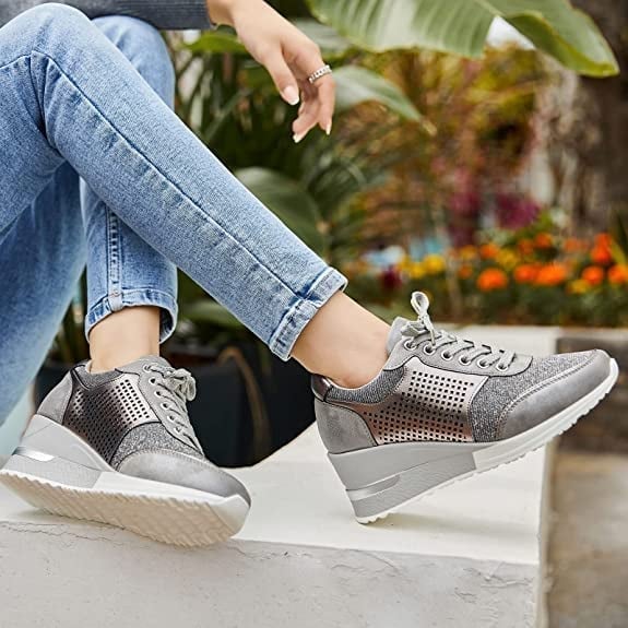Women's wedge sneakers with perforated design