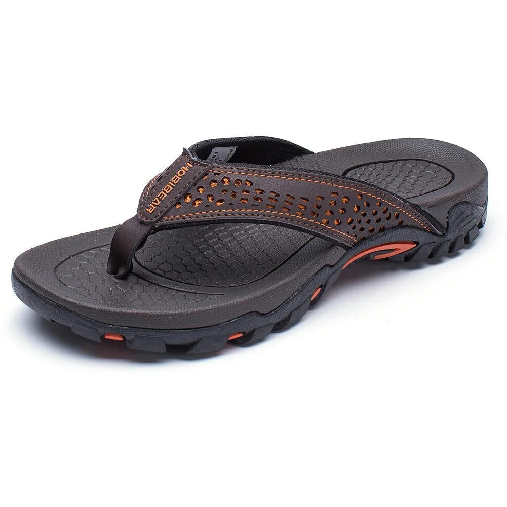 Men's thong sandals with textured outsole