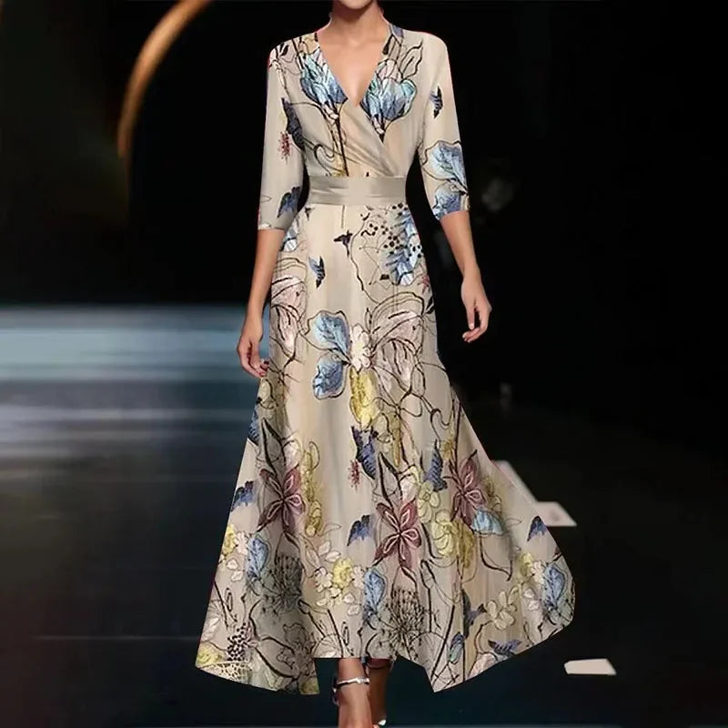 Women's patterned maxi dress with V-neck and short sleeves