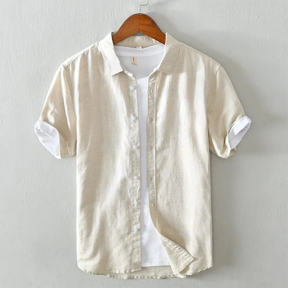 Men's short-sleeve shirt with button placket and turn-down collar
