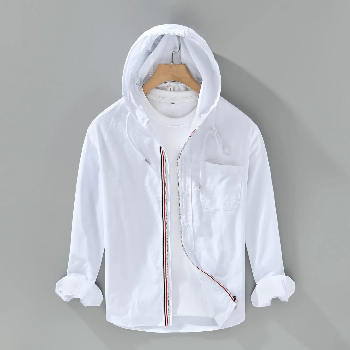 Men's hooded shirt with button closure and chest pockets