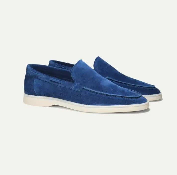 Men’s slip-on loafers with flexible sole
