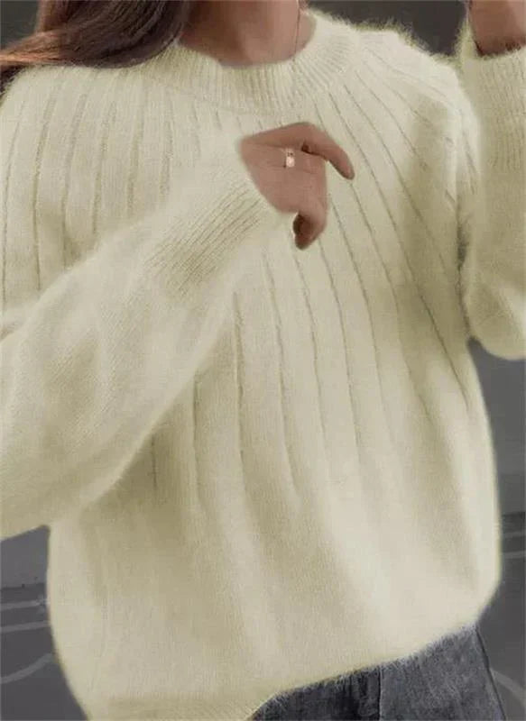 Women's round-neck ribbed knitted sweater