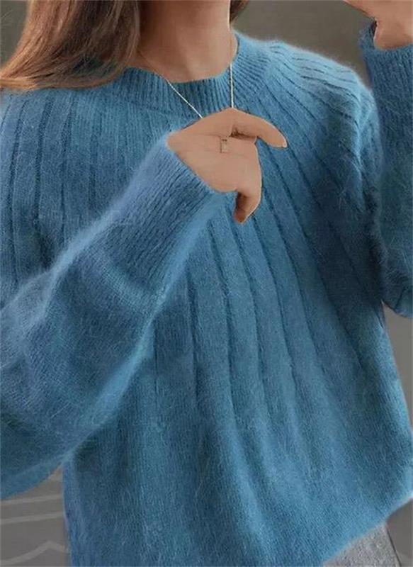 Women's round-neck ribbed knitted sweater