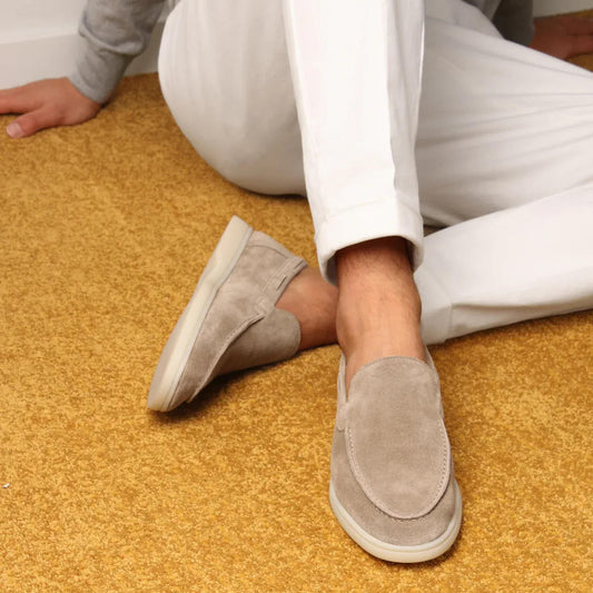 Men’s slip-on loafers with flexible sole