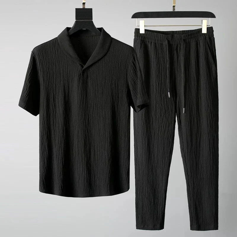 Men's two-piece outfit set with short-sleeve shirt and pants