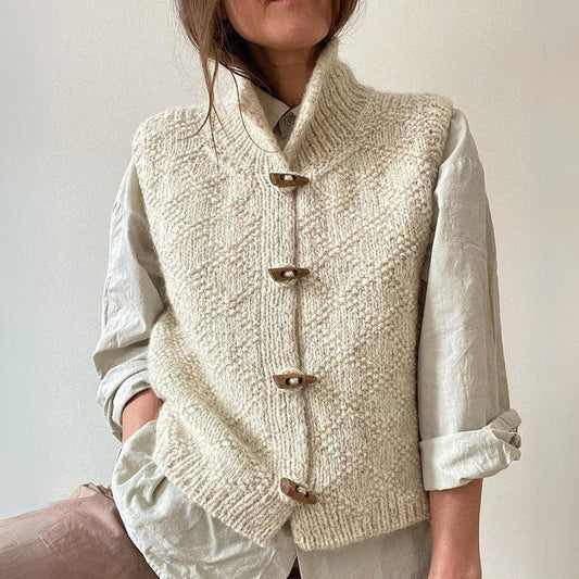 Women's knitted vest with wooden buttons